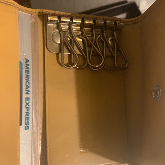 Authentic Gucci card & keys holder - Picture 5 of 16